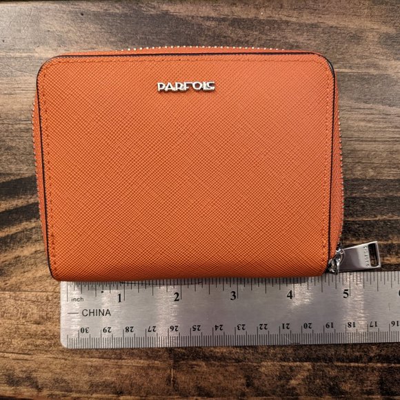 Parfois Small Zipper Wallet - Picture 3 of 3